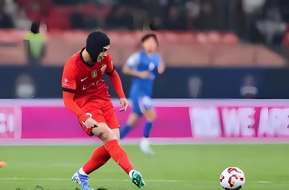 九游游戏中心官网-网传鲁能正式求购U23国足王牌贺一然，球迷直言期待，引发热议